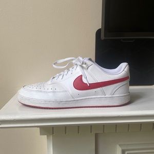 White/Red Nike Men’s Court Vision Low